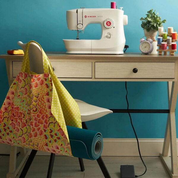 10001 SINGER® M1250 Sewing Machine