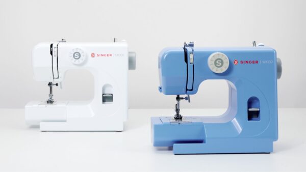 10001 SINGER® M1000 Blue Mending Machine