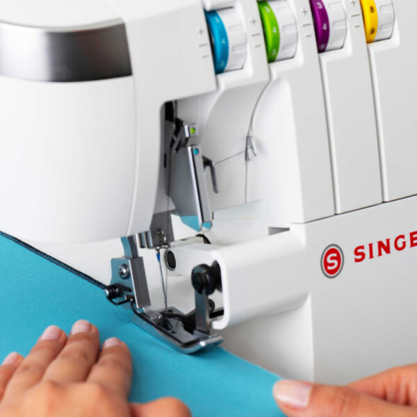 10003 SINGER® SE017 Elite Serger