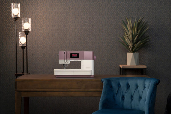 10003 PFAFF® quilt ambition™ 635 Sewing Machine
